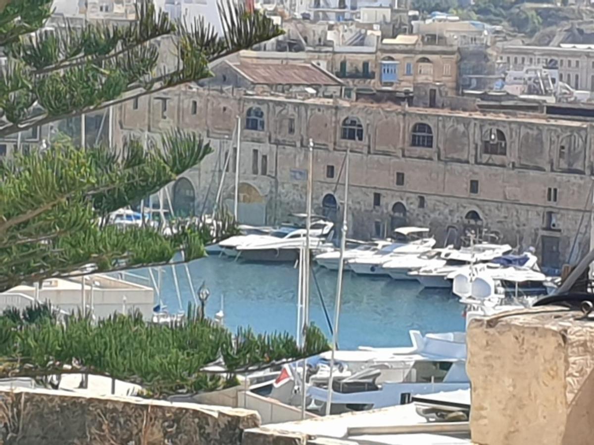 Tifkira Villa Birgu Eksteriør bilde